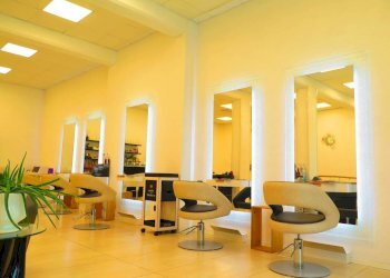 Interno non residenziale - Parrucchieri Uomo - Donna viale Antonio Fratti, 4, Parma - foto 4