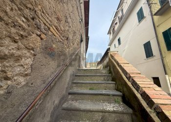 Scale - Appartamento Via Del Poggetto
 
7/9, Castiglione in Teverina - foto 6