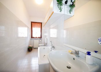 Foto 15 - Appartamento Via Vittime di Bologna
 
11, Leini - foto 15