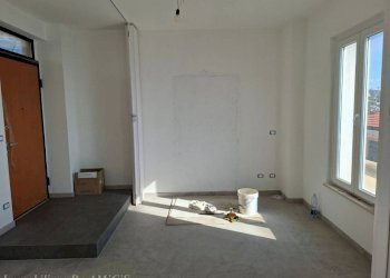 Soggiorno - Trilocale via Charles Garnier, 54, Bordighera - foto 4