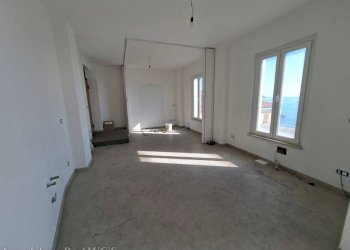 Camera da letto - Trilocale via Charles Garnier, 54, Bordighera - foto 10