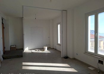 Camera da letto - Trilocale via Charles Garnier, 54, Bordighera - foto 16