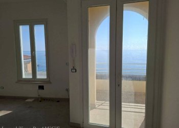 Camera da letto - Trilocale via Charles Garnier, 54, Bordighera - foto 17