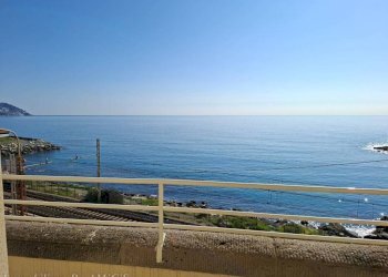 Vista - Trilocale via Charles Garnier, 54, Bordighera - foto 32