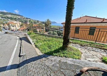 Posto macchina - Trilocale via Charles Garnier, 54, Bordighera - foto 33