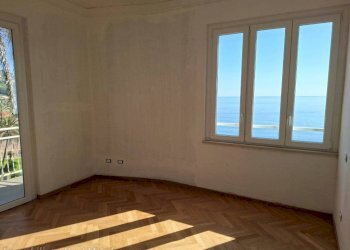 Camera da letto - Quadrilocale via Charles Garnier, 54, Bordighera - foto 21