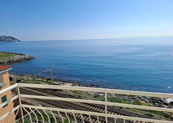 Vista - Quadrilocale via Charles Garnier, 54, Bordighera - foto 27