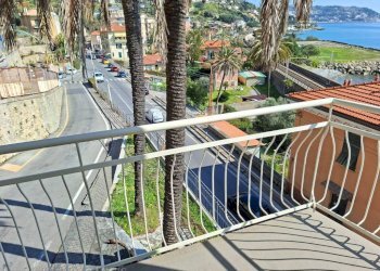 Balcone - Quadrilocale via Charles Garnier, 54, Bordighera - foto 32