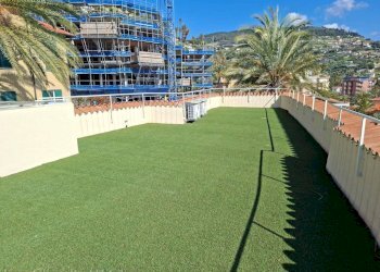 Terrazzo - Quadrilocale via Charles Garnier, 54, Bordighera - foto 38