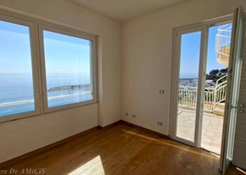 Camera da letto - Trilocale via Charles Garnier, 54, Bordighera - foto 20