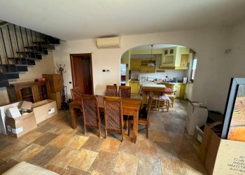 Salone - Trilocale via per Fornaci, 45, Fagnano Olona - foto 4