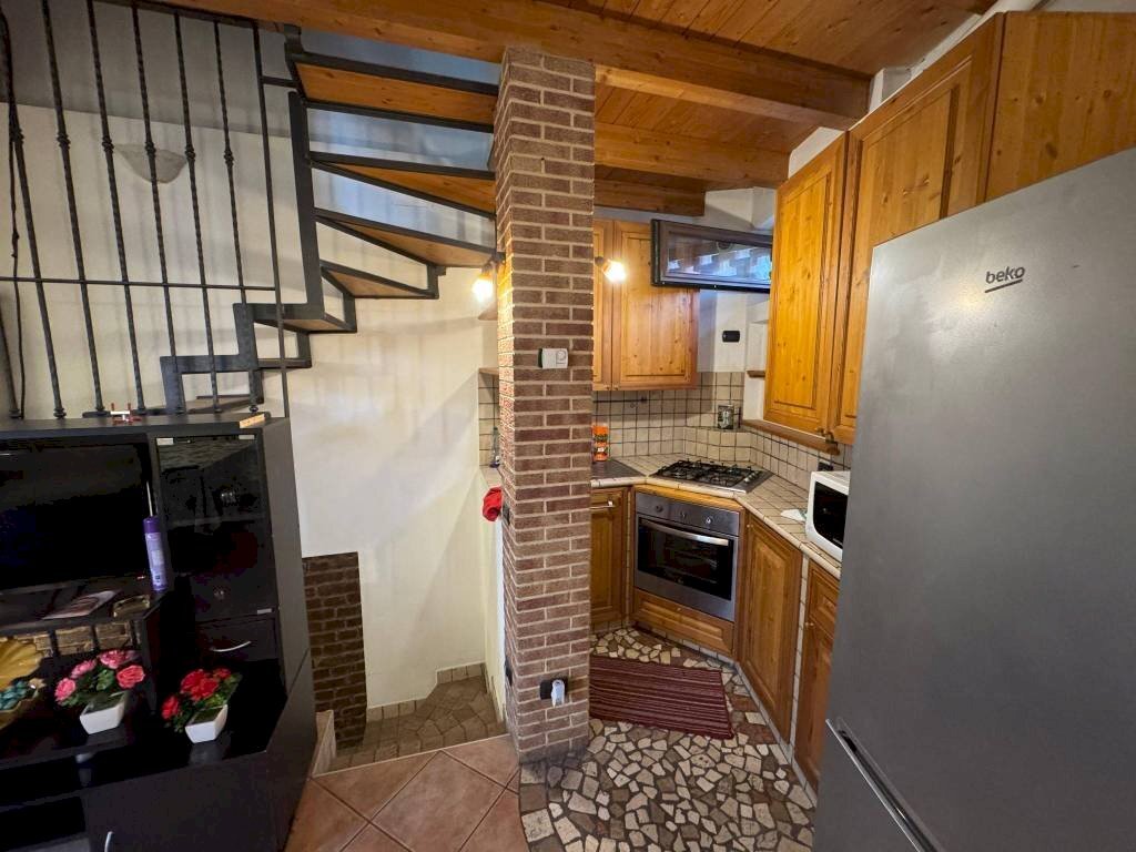 Scala - Independent house via Vittorio Veneto, 8, Caronno Varesino - photo 2