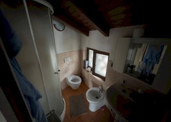 Bagno - Independent house via Vittorio Veneto, 8, Caronno Varesino - photo 13