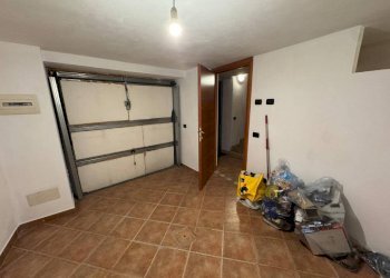 Box auto - Independent house via Vittorio Veneto, 8, Caronno Varesino - photo 14