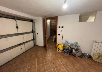 Box auto - Independent house via Vittorio Veneto, 8, Caronno Varesino - photo 15