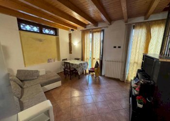 Salone - Independent house via Vittorio Veneto, 8, Caronno Varesino - photo 19