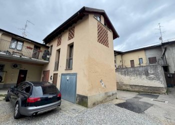 Facciata - Independent house via Vittorio Veneto, 8, Caronno Varesino - photo 24