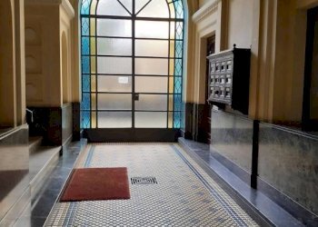 Interno palazzo - Apartment via Coazze, 2, Torino (neighborhood Cit Turin) - photo 1