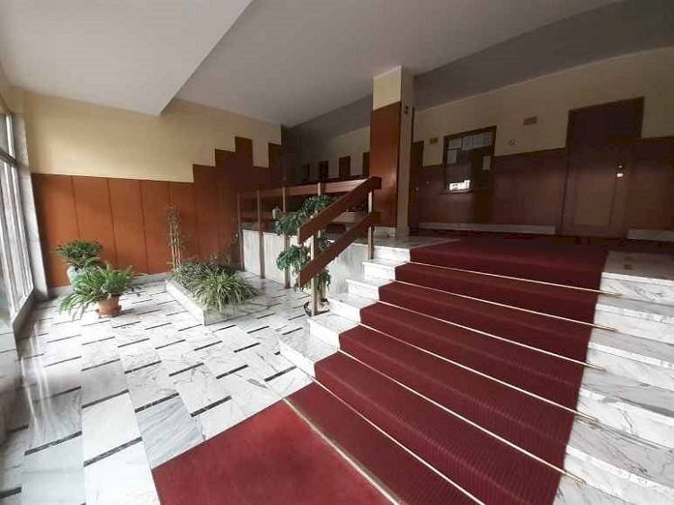 Interno palazzo - Three-room apartment via Pio VII, 94, Torino (neighborhood Lingotto) - photo 2