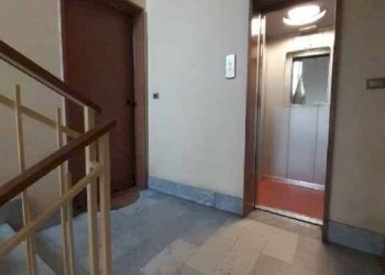 Ascensori - Three-room apartment via Pio VII, 94, Torino (neighborhood Lingotto) - photo 3