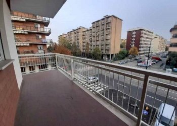 Balcone - Three-room apartment via Pio VII, 94, Torino (neighborhood Lingotto) - photo 19