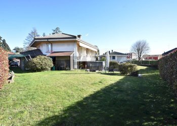 Casa all\'aperto - Villa Via Cesare Pevase
 
10, Varallo Pombia - foto 9