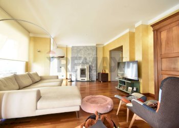 Soggiorno - Villa Via Cesare Pevase
 
10, Varallo Pombia - foto 10