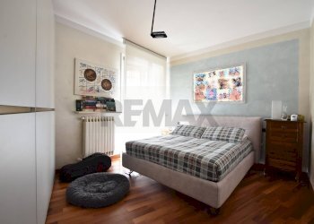 Camera / camera da letto - Villa Via Cesare Pevase
 
10, Varallo Pombia - foto 13