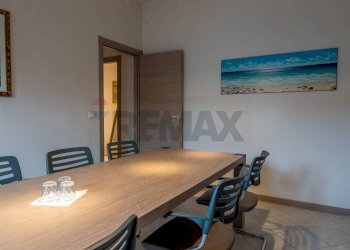 Sala da pranzo - Ufficio Viale Matteotti
 
13, Arona - foto 4