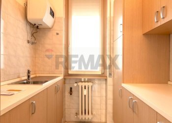 Cucina - Ufficio Viale Matteotti
 
13, Arona - foto 12