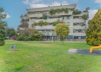 Edificio all\'aperto - Trilocale via papa giovanni XXII
 
21, Nerviano - foto 3