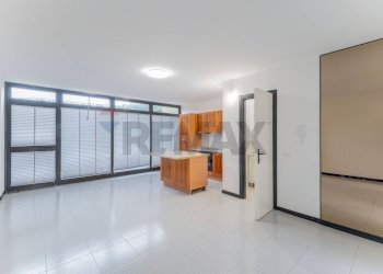 Stanza vuota - Trilocale via papa giovanni XXII
 
21, Nerviano - foto 12