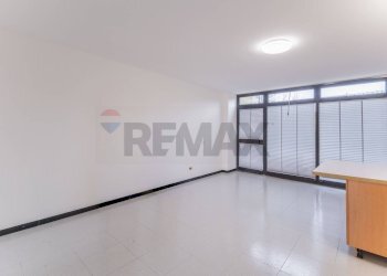 Stanza vuota - Trilocale via papa giovanni XXII
 
21, Nerviano - foto 25