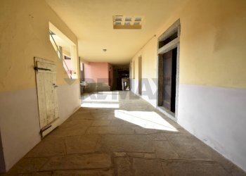 Hall / corridoio - Casa semi indipendente Chiuso del Castello
 
5, Colazza - foto 14