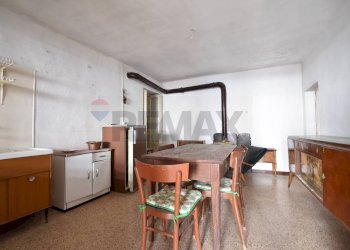 Sala da pranzo - Casa semi indipendente Chiuso del Castello
 
5, Colazza - foto 27