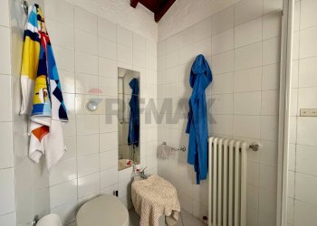 Bagno - Monolocale Via regina margherita
 
16, Gignese - foto 9