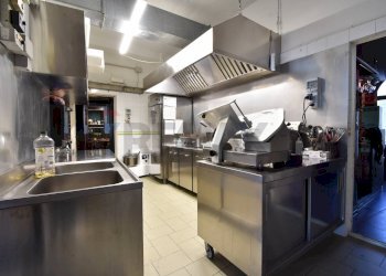 Cucina - Casa indipendente via vittorio emanuele II
 
112, Borgo Ticino - foto 9