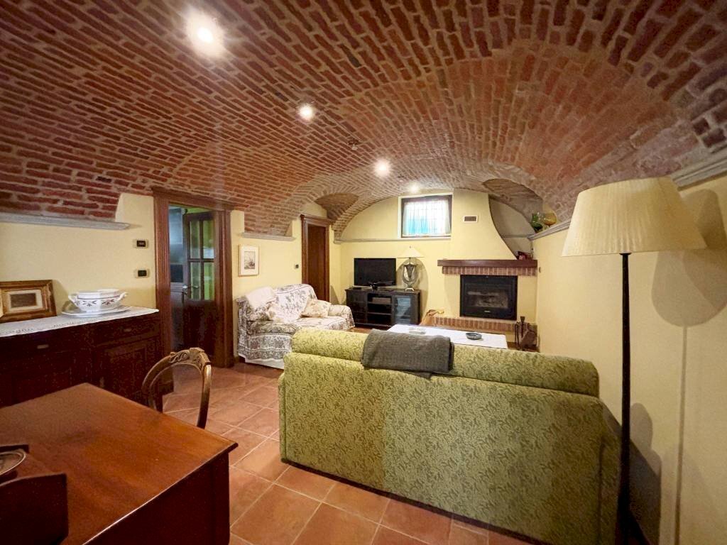 Salone - Casa indipendente strada di Prato Ferrero, 30, Villanova Mondovì - foto 1