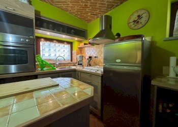 Cucina - Casa indipendente strada di Prato Ferrero, 30, Villanova Mondovì - foto 10