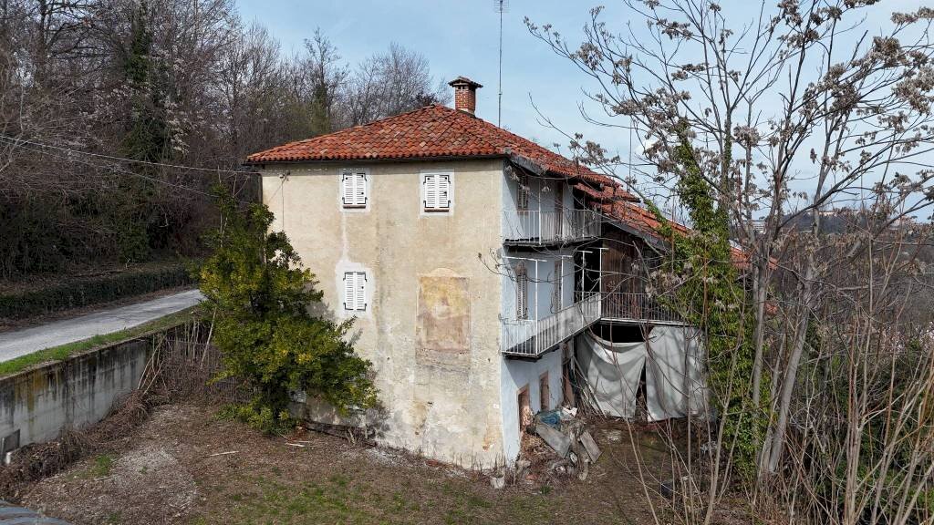 Facciata - Rustico strada Robè Giusta, Mondovì - foto 3