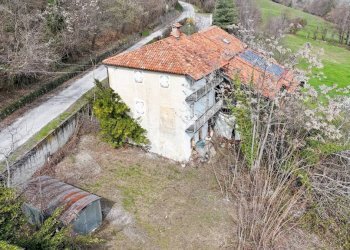 Facciata - Rustic strada Robè Giusta, Mondovì - photo 4