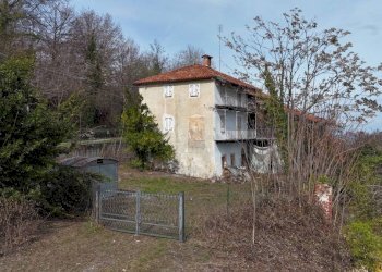 Facciata - Rustico strada Robè Giusta, Mondovì - foto 1