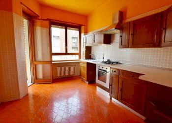 Cucina - Quadrilocale via Luigi Manfredi, 1, Mondovì - foto 3