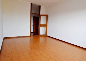 Soggiorno - Quadrilocale via Luigi Manfredi, 1, Mondovì - foto 9