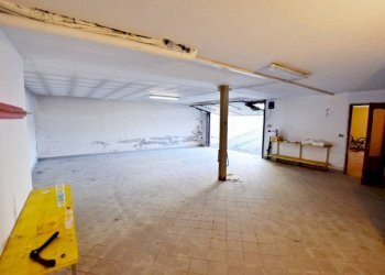 Box auto - Villa via del Castellino, 3A, Vicoforte - foto 17