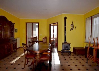 Salone - Casa indipendente via Monte Calvario, 19, Villanova Mondovì - foto 3