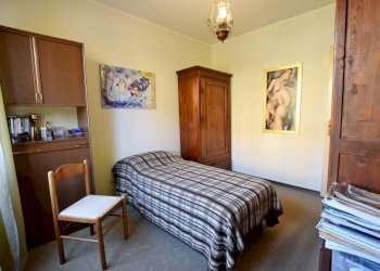 Camera da letto - Appartamento via Giovanni Battista Bertone, 14, Mondovì - foto 6