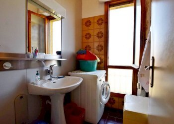 Bagno - Appartamento via Giovanni Battista Bertone, 14, Mondovì - foto 12