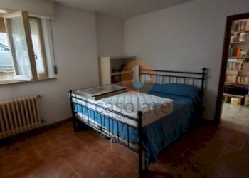 Camera da letto - Bilocale via Sandro Pertini, Fano - foto 11