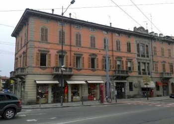 Facciata - One-room apartment via Emilia Est, 50, Parma (neighborhood San Lazzaro) - photo 1